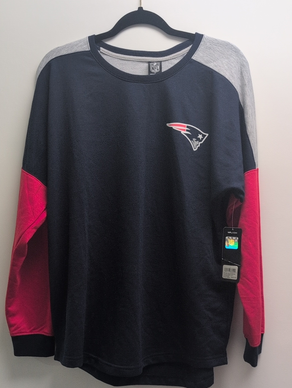 NFL Patriots Colorblock Crewneck - Size L